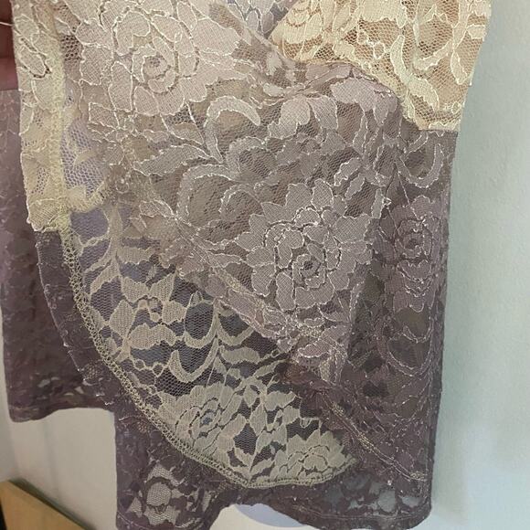 Roaman's Lace Sheer Ombre Bell Sleeve Top 22/24 1X - Picture 4 of 7